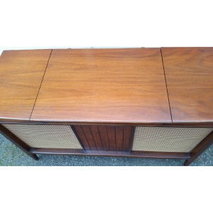 GE Console Stereo 1960s