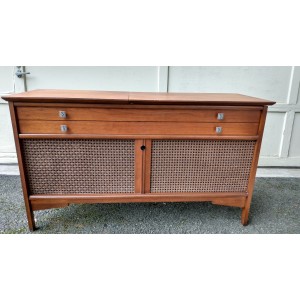 Arvin Console Stereo 1960s 76P68