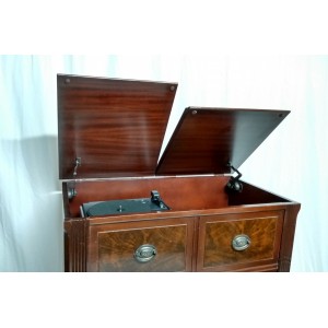 Emerson Console 1940 DS372