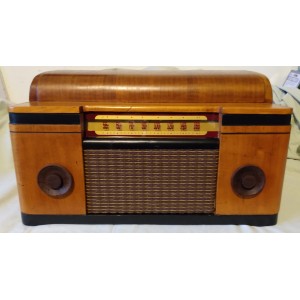 RCA Victor Radio 1947 65U